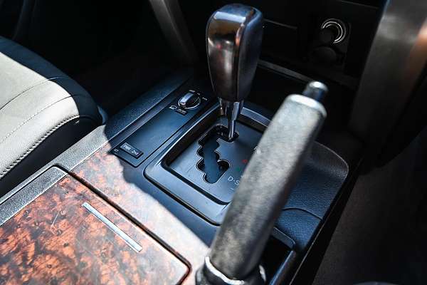 2010 Toyota Landcruiser Sahara VDJ200R
