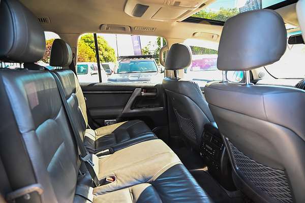 2010 Toyota Landcruiser Sahara VDJ200R