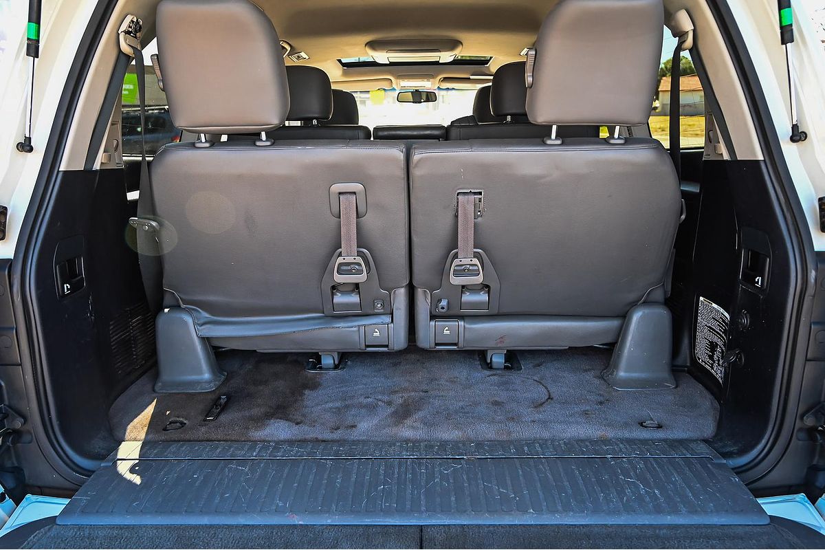 2010 Toyota Landcruiser Sahara VDJ200R