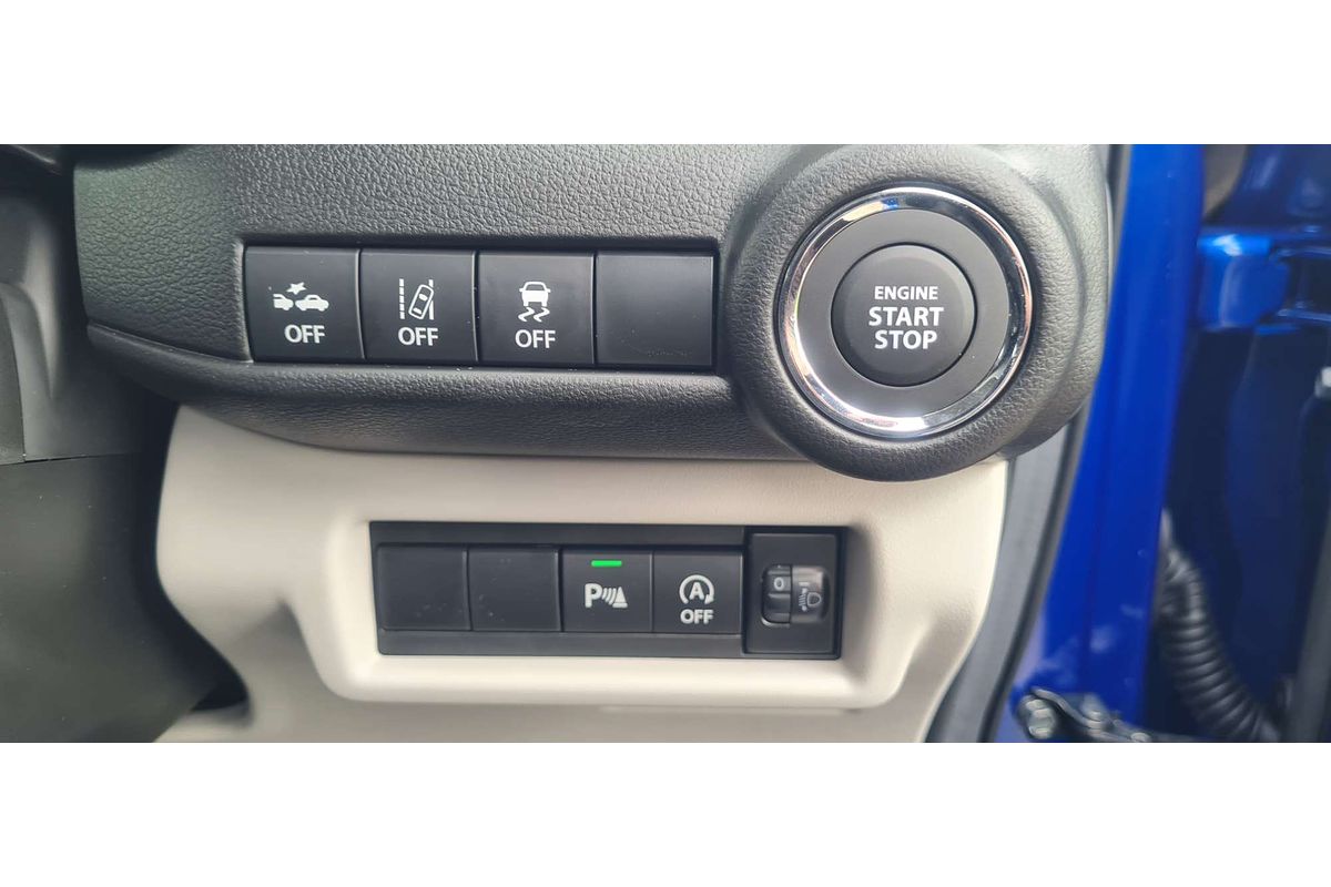 2024 Suzuki Swift Hybrid UZ