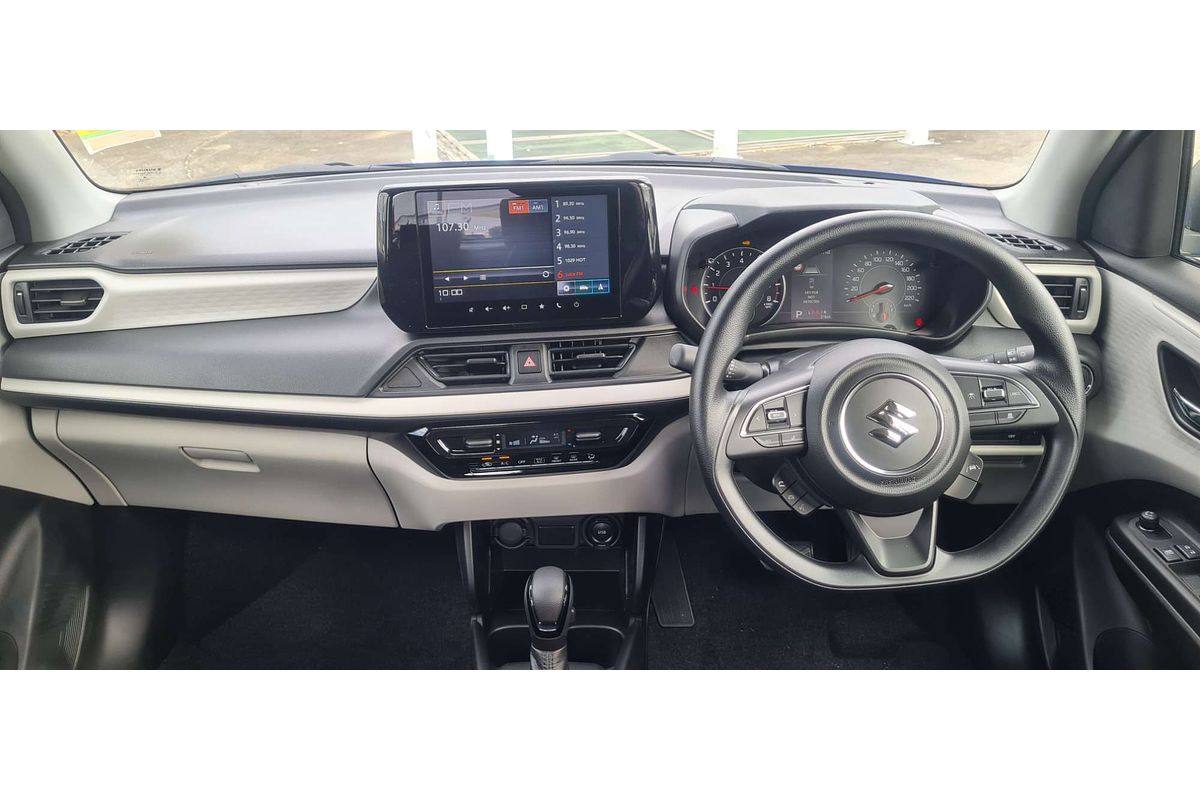 2024 Suzuki Swift Hybrid UZ