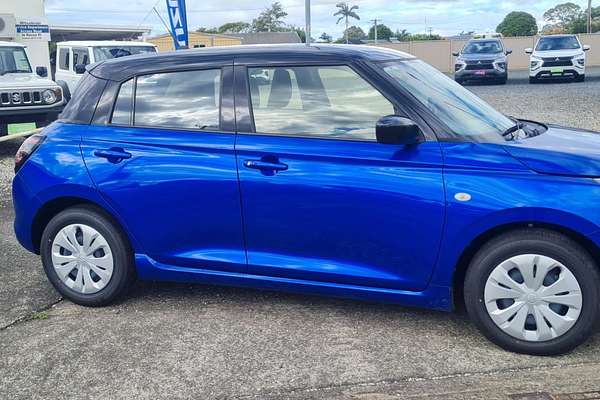 2024 Suzuki Swift Hybrid UZ