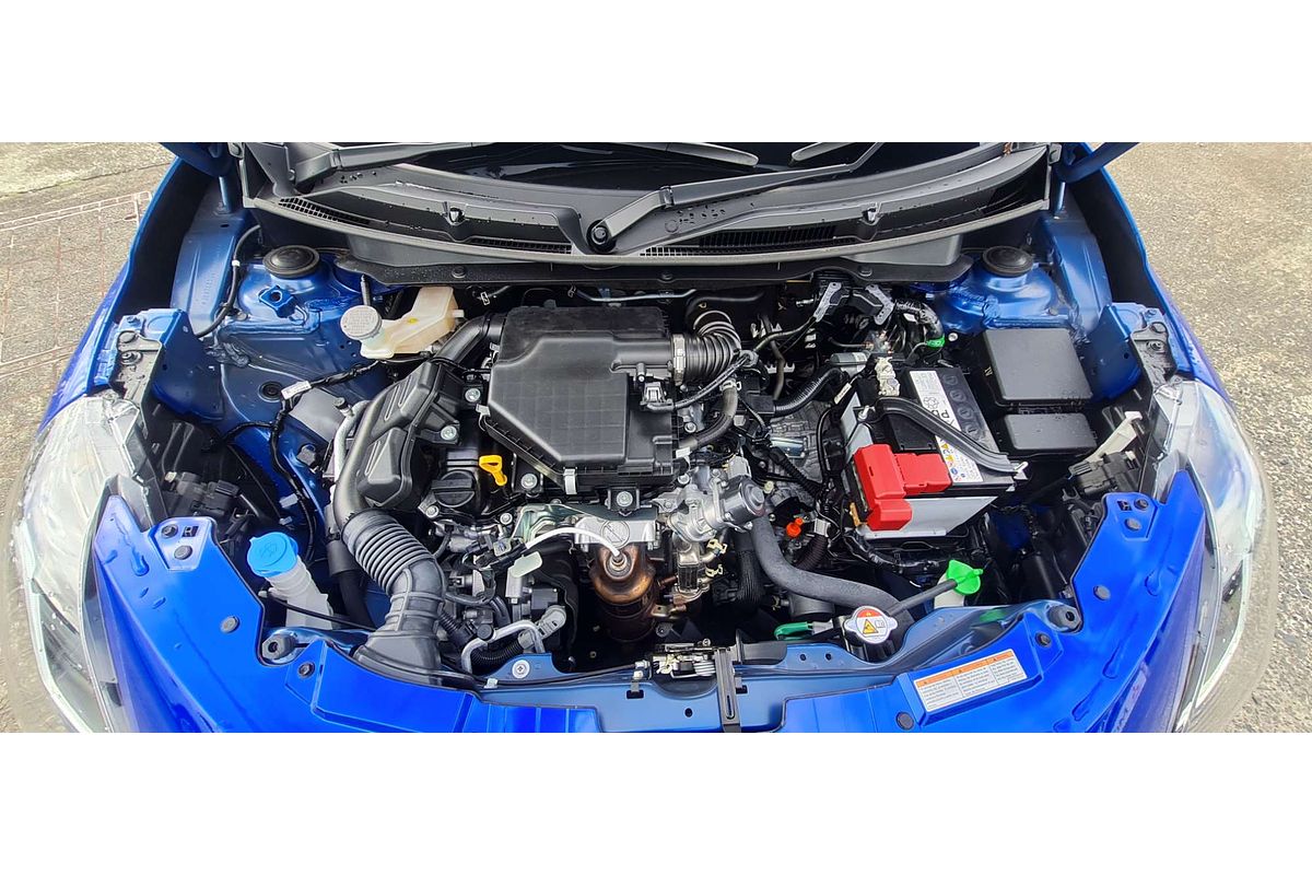 2024 Suzuki Swift Hybrid UZ