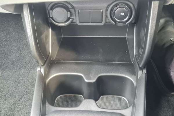 2024 Suzuki Swift Hybrid UZ
