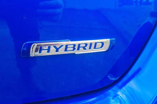 2024 Suzuki Swift Hybrid UZ