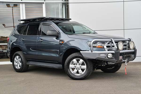 2015 Ford Everest Ambiente UA