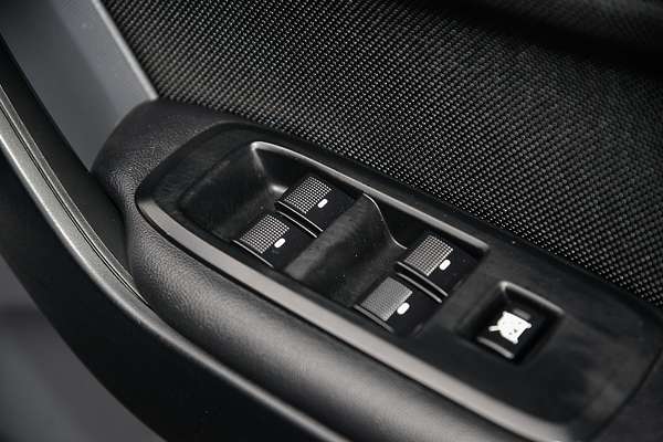 2015 Ford Everest Ambiente UA