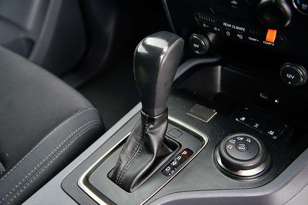 2015 Ford Everest Ambiente UA