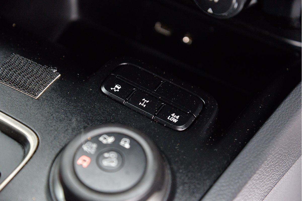 2015 Ford Everest Ambiente UA
