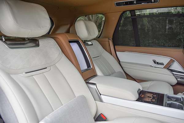 2023 Land Rover Range Rover P615 SV L460 LWB