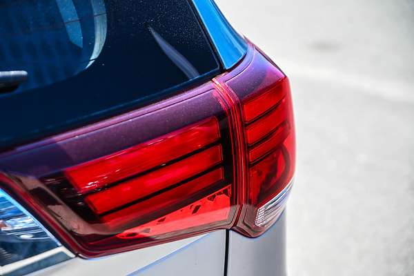 2019 Mitsubishi Outlander ES ADAS ZL