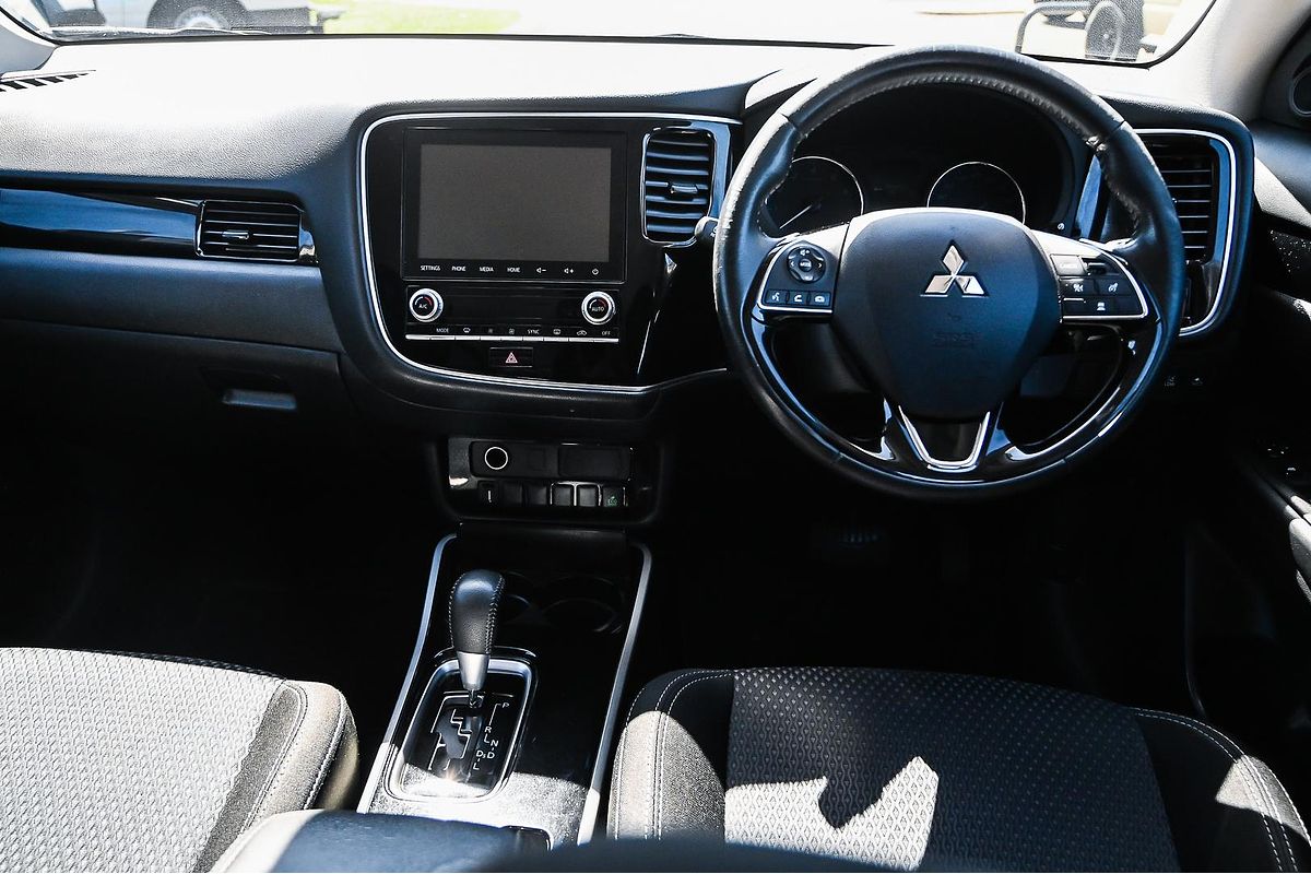 2019 Mitsubishi Outlander ES ADAS ZL