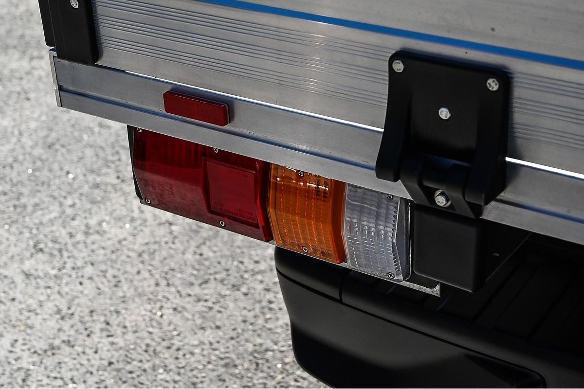 2020 Isuzu D-MAX SX High Ride Rear Wheel Drive