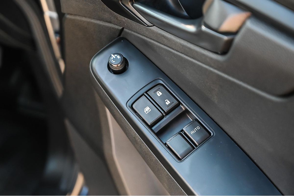 2020 Isuzu D-MAX SX High Ride Rear Wheel Drive