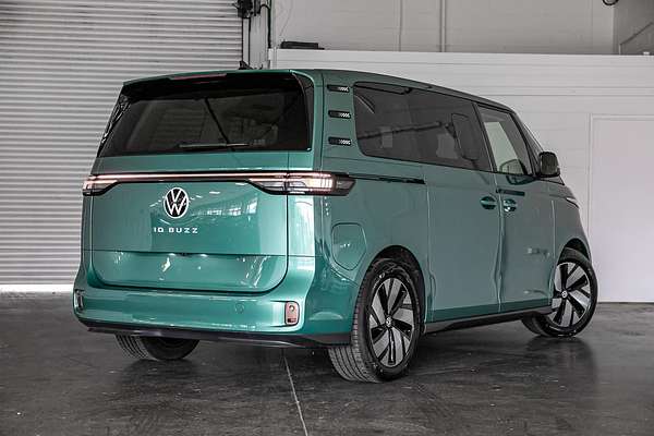 2025 Volkswagen ID. Buzz Pro BEV560 EB SWB