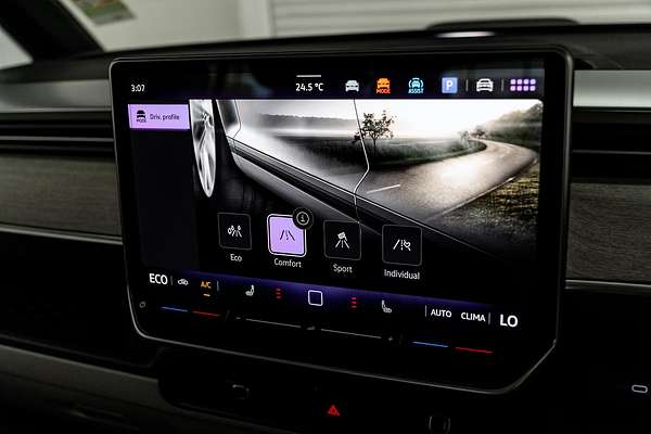 2025 Volkswagen ID. Buzz Pro BEV560 EB SWB