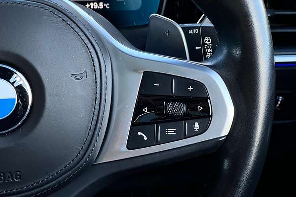 2022 BMW 3 Series 330i Luxury Line G21