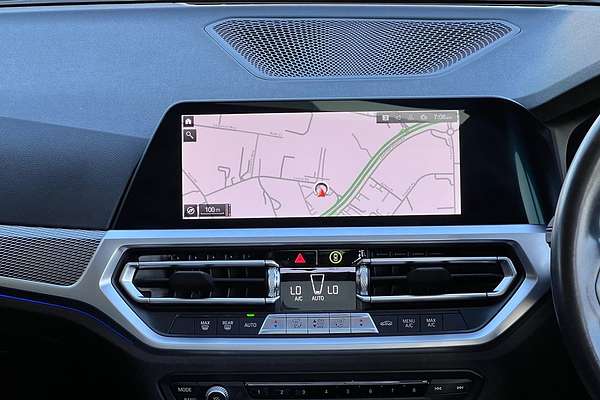 2022 BMW 3 Series 330i Luxury Line G21