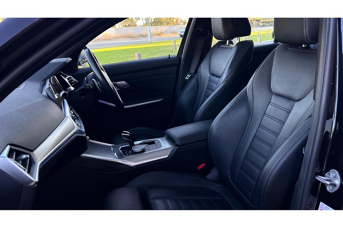 2022 BMW 3 Series 330i Luxury Line G21