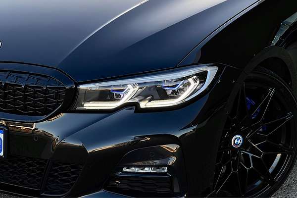 2022 BMW 3 Series 330i Luxury Line G21