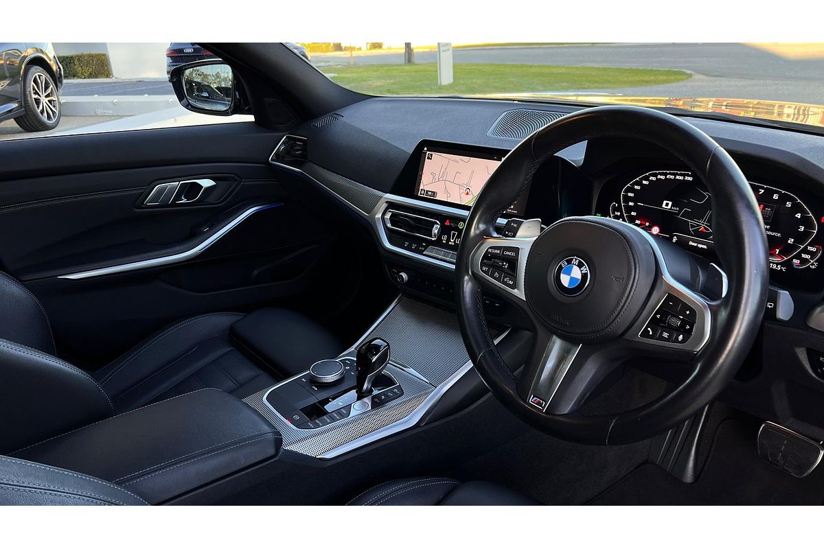 2022 BMW 3 Series 330i Luxury Line G21