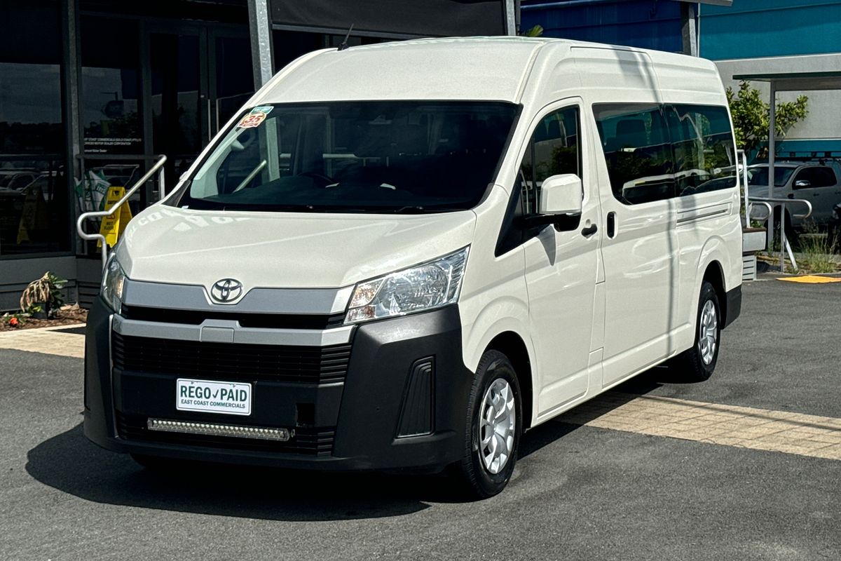 2021 Toyota Hiace Commuter GDH322R