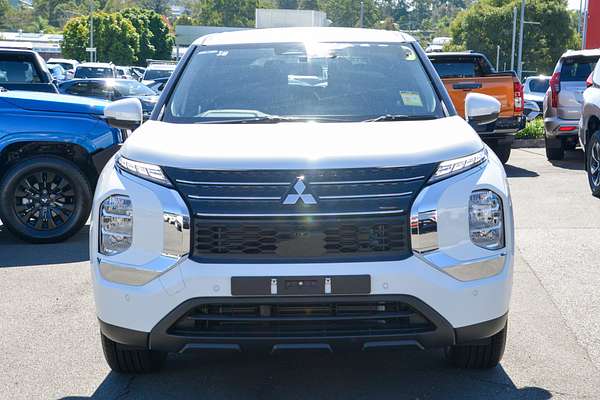 2024 Mitsubishi Outlander ES ZM