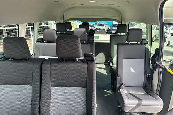 2021 Toyota Hiace Commuter GDH322R
