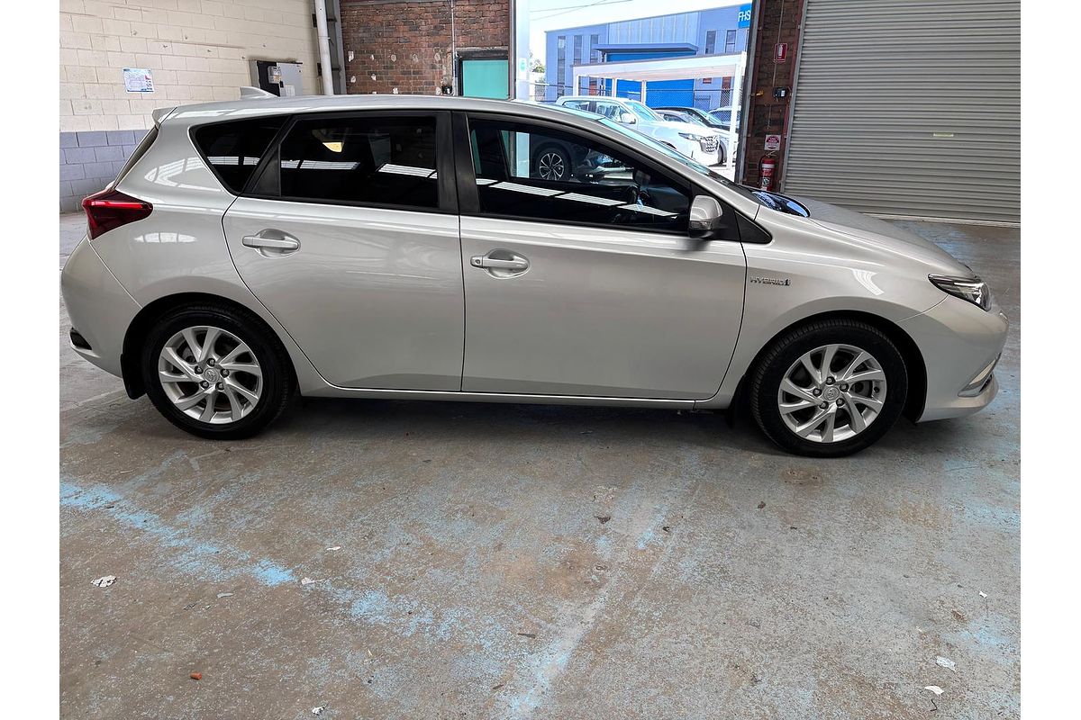 2018 Toyota Corolla Hybrid ZWE186R