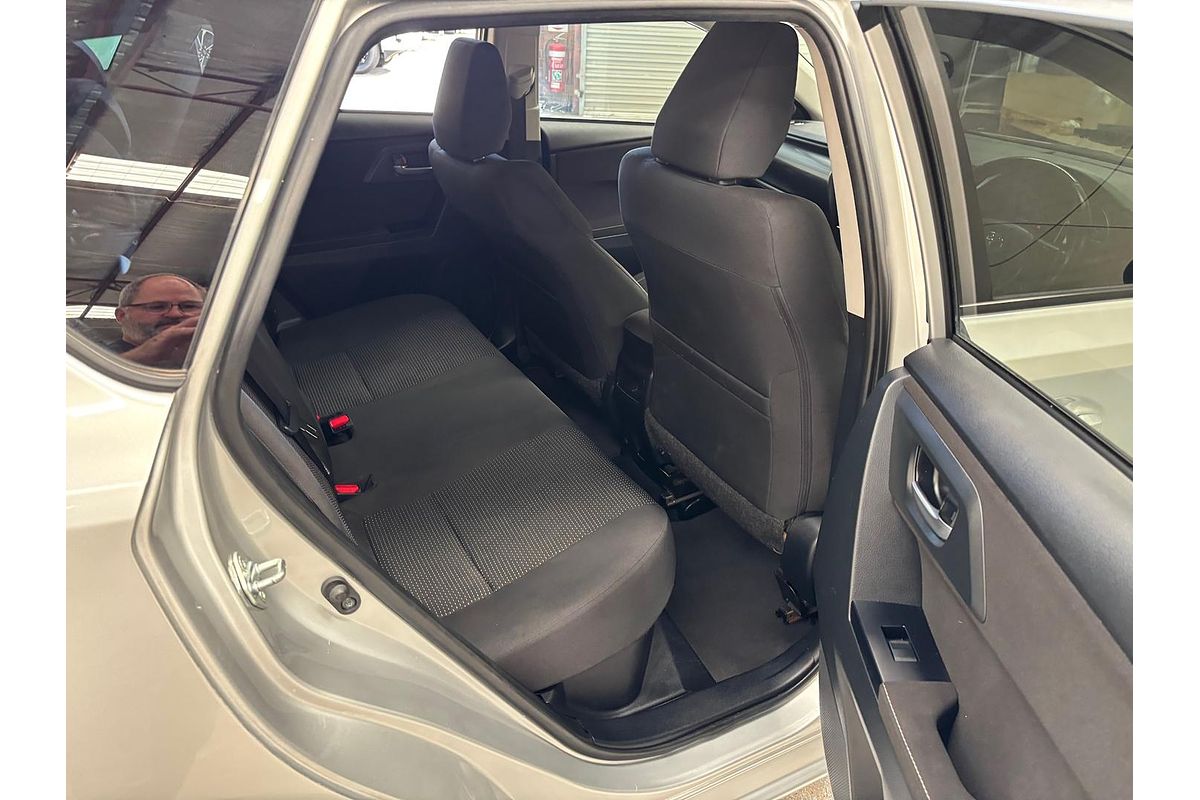 2018 Toyota Corolla Hybrid ZWE186R