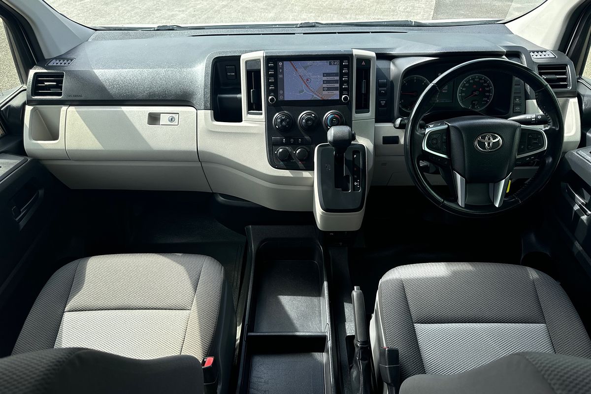 2021 Toyota Hiace Commuter GDH322R