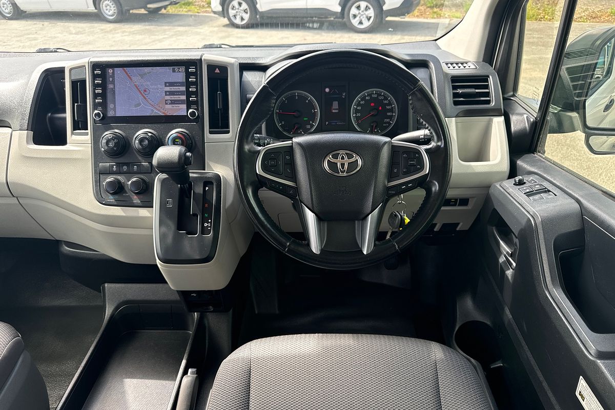 2021 Toyota Hiace Commuter GDH322R