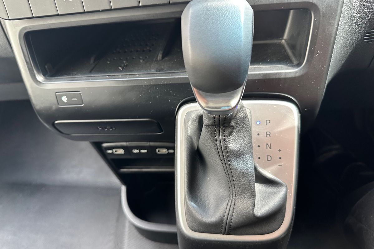 2023 Hyundai STARIA LOAD  US4.V2
