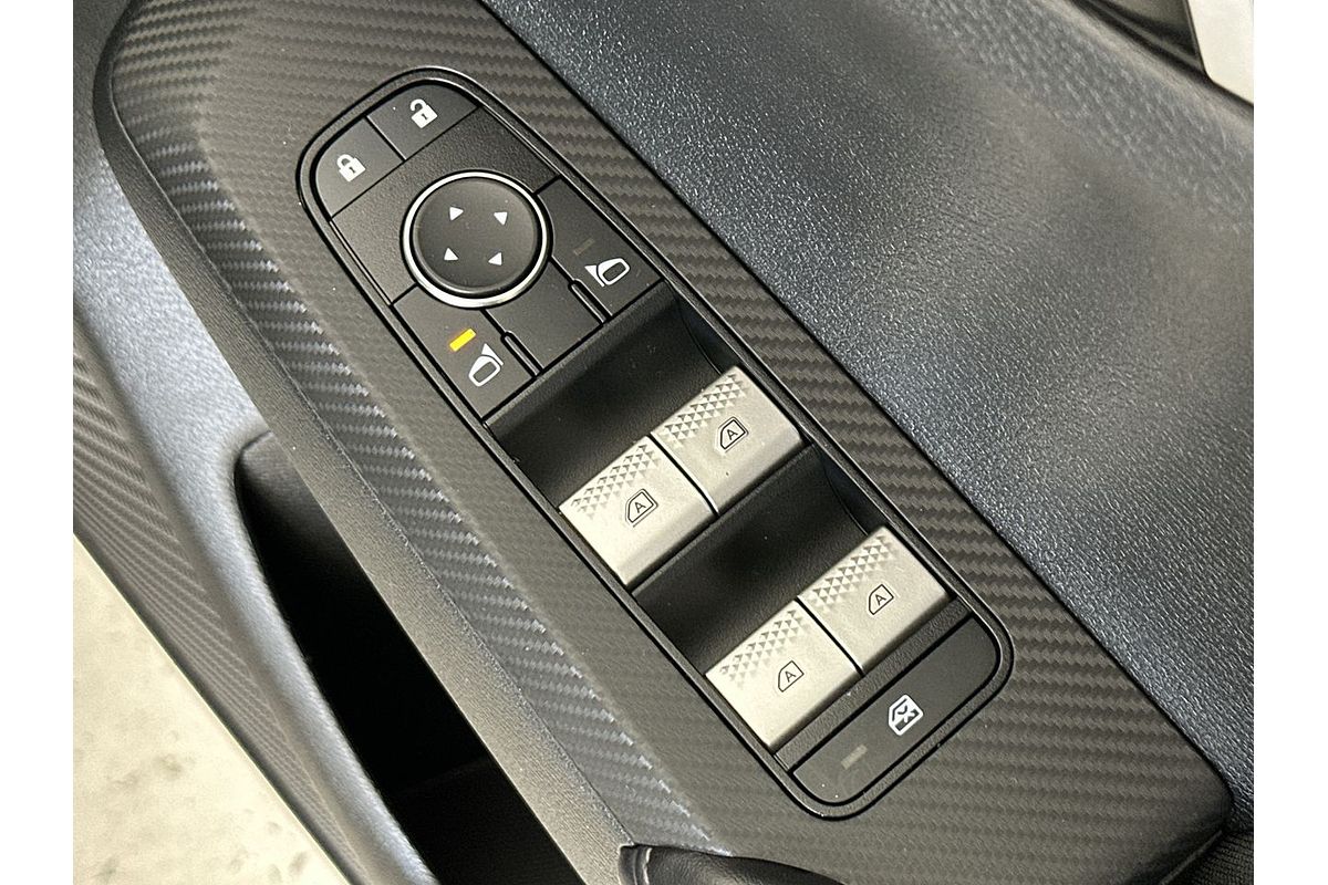 2023 Mitsubishi Outlander ES ZM