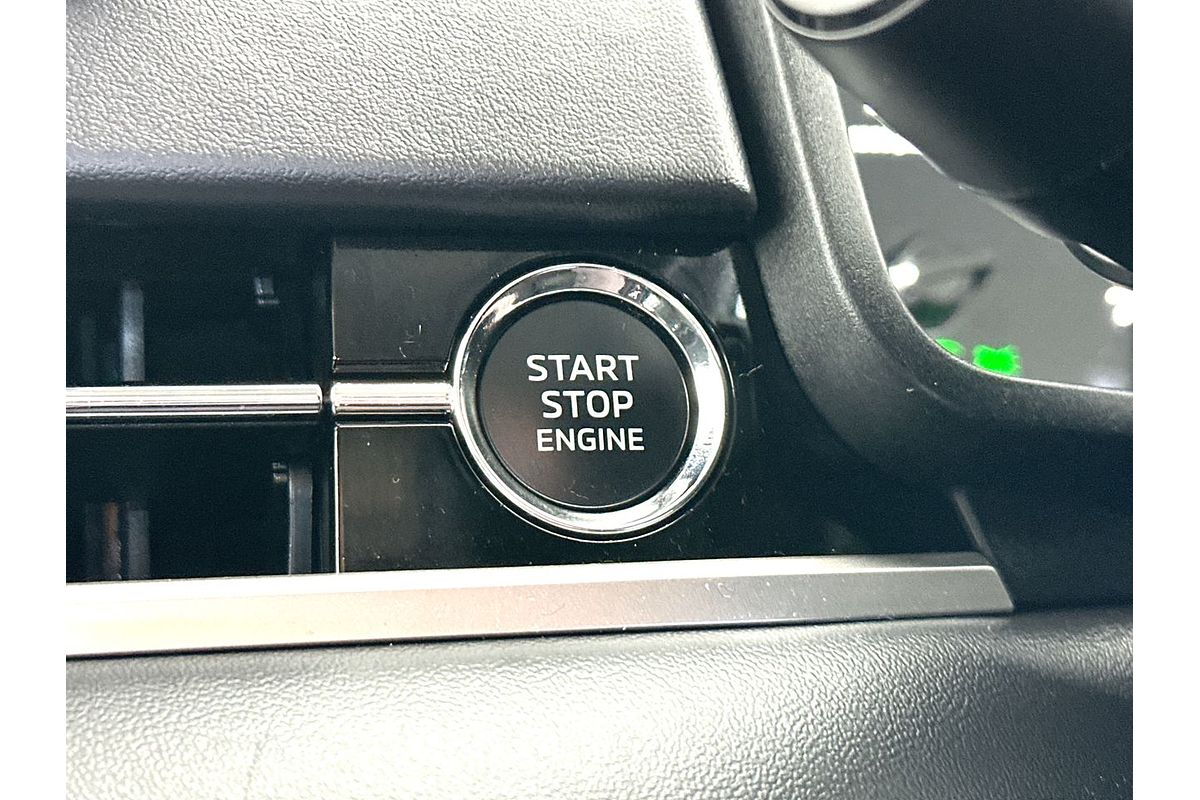 2023 Mitsubishi Outlander ES ZM