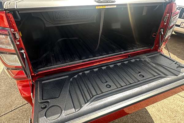 2024 Isuzu D-MAX X-TERRAIN 4X4