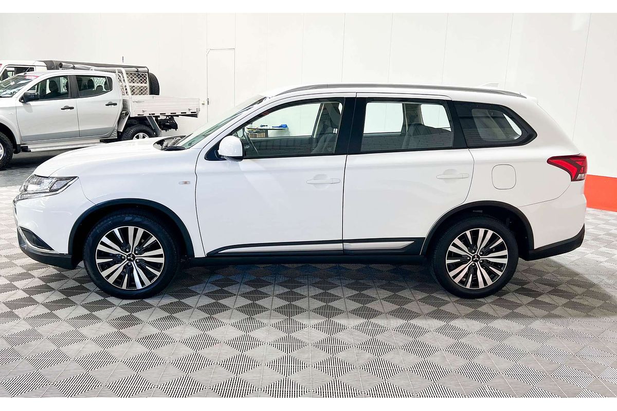 2018 Mitsubishi Outlander ES ADAS ZL