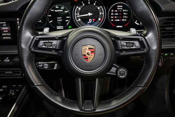2019 Porsche 911 Carrera S 992