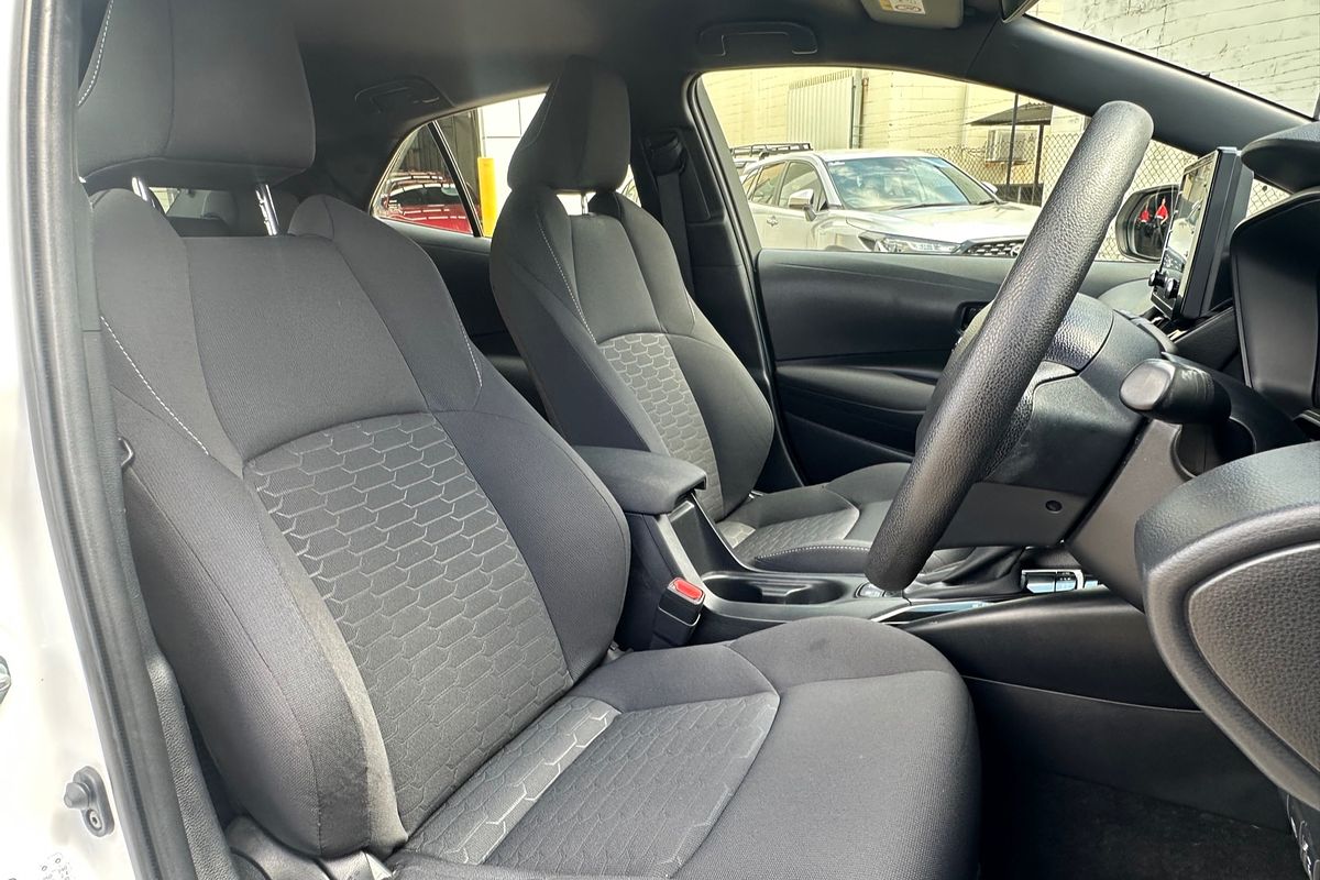 2020 Toyota Corolla Ascent Sport Hybrid ZWE211R