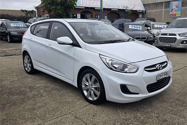 2019 Hyundai ACCENT SPORT RB6 MY19