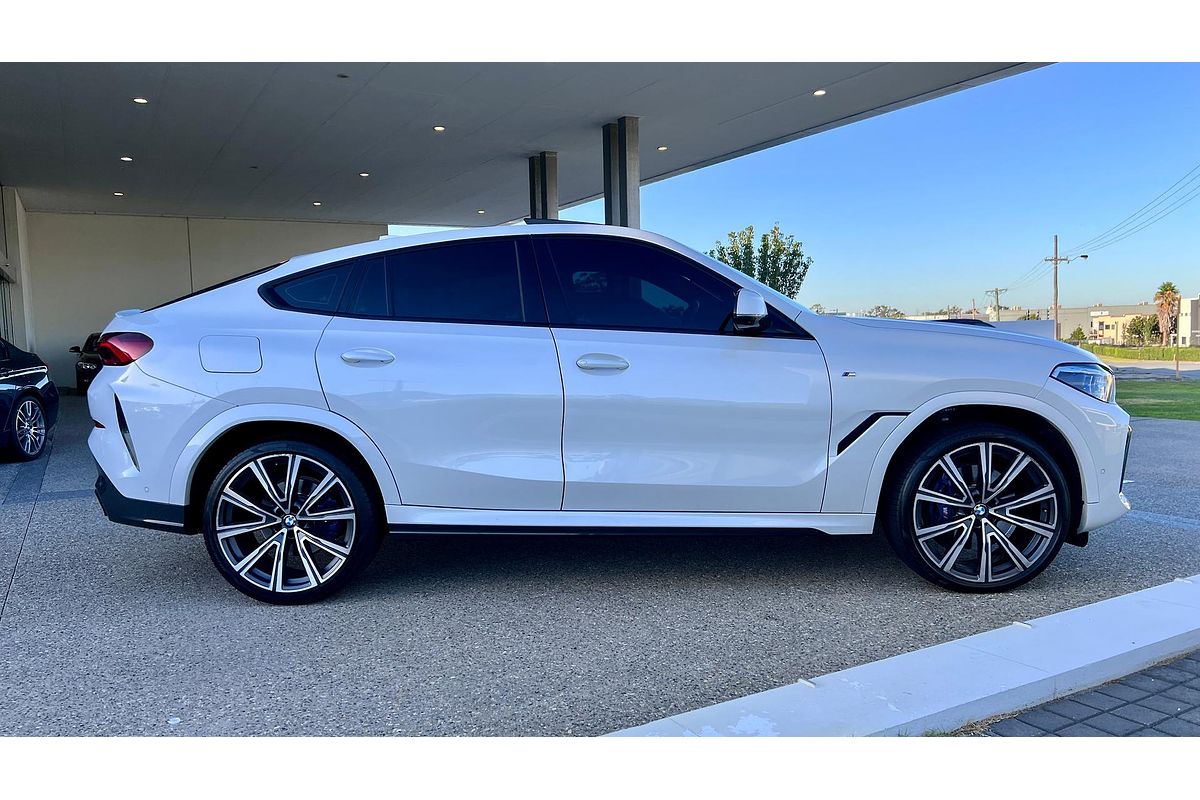 2022 BMW X6 xDrive30d M Sport G06