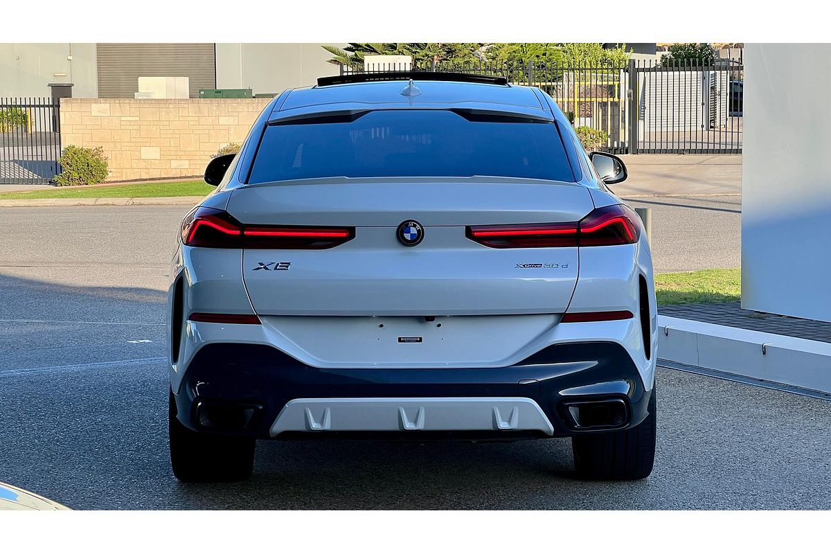 2022 BMW X6 xDrive30d M Sport G06