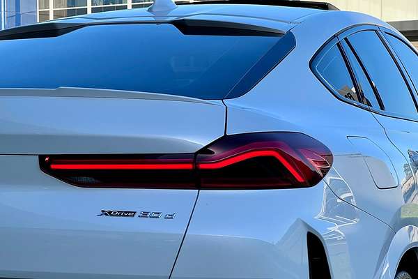 2022 BMW X6 xDrive30d M Sport G06