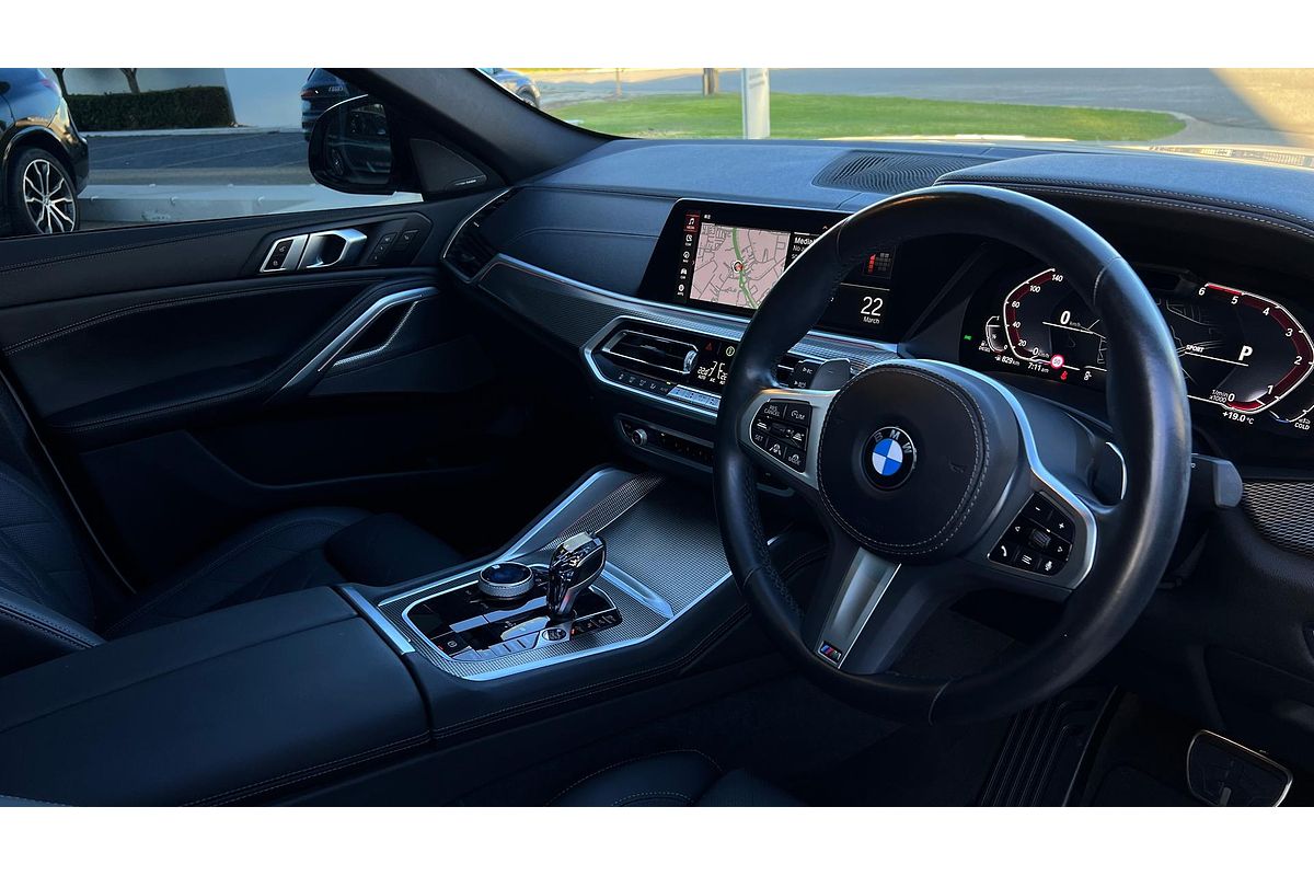 2022 BMW X6 xDrive30d M Sport G06
