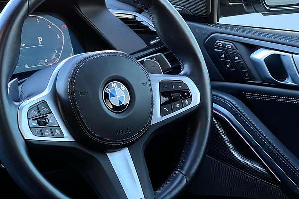 2022 BMW X6 xDrive30d M Sport G06