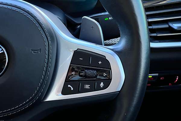 2022 BMW X6 xDrive30d M Sport G06