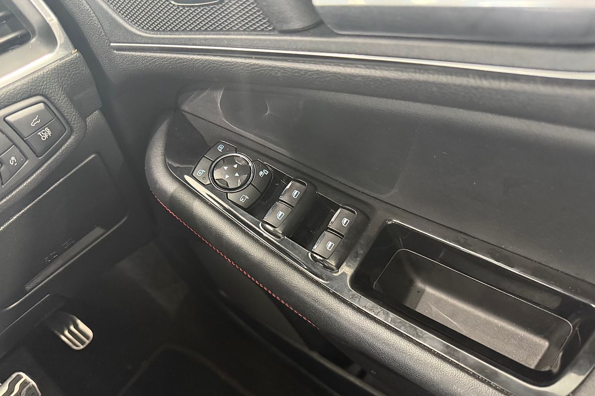 2019 Ford Endura ST-Line CA