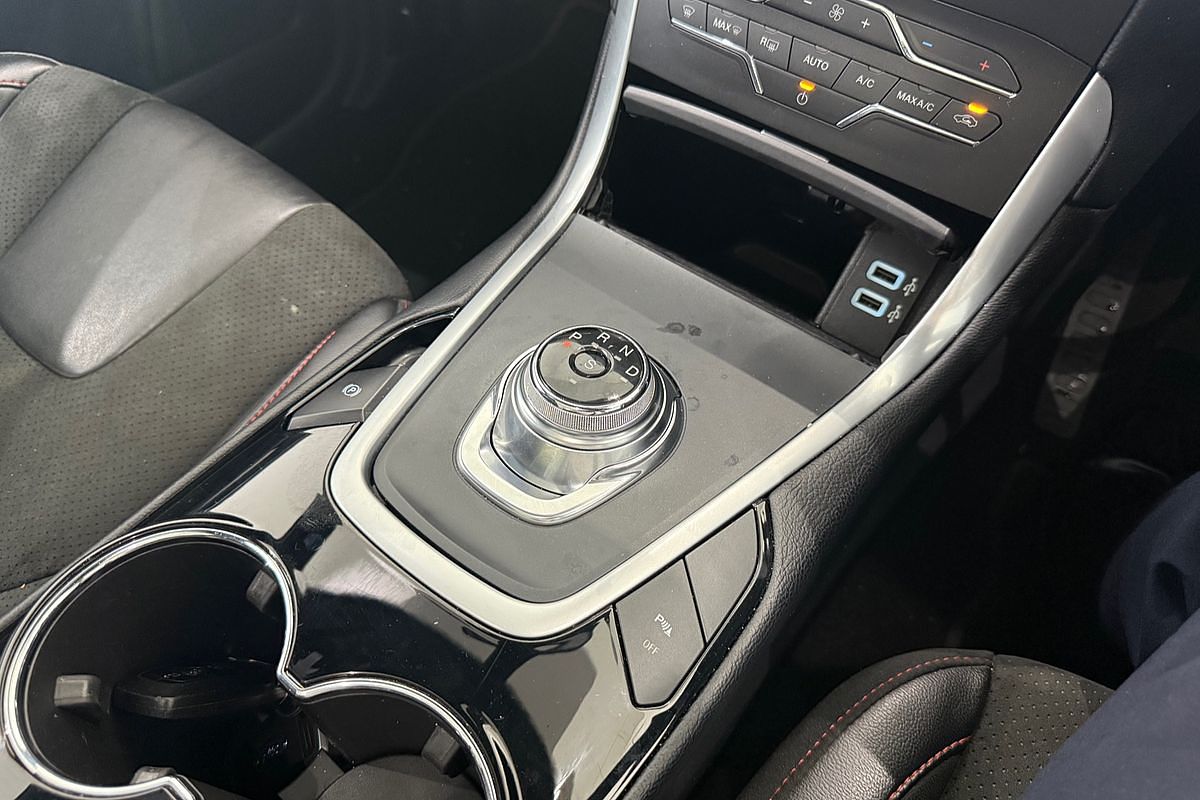 2019 Ford Endura ST-Line CA