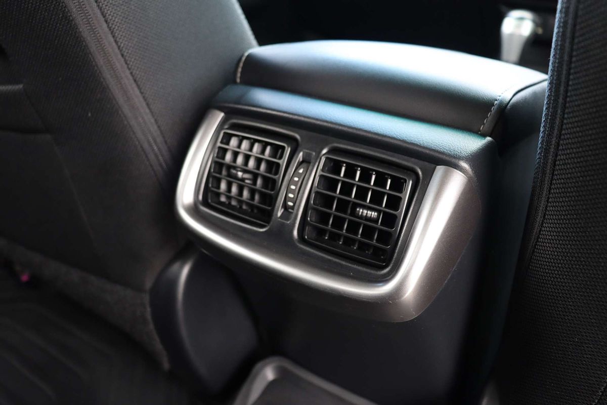 2022 Toyota Hilux SR5 GUN126R 4X4