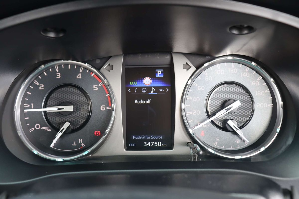 2022 Toyota Hilux SR5 GUN126R 4X4